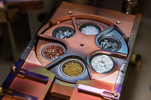 thermal evaporation for thin film coating hm